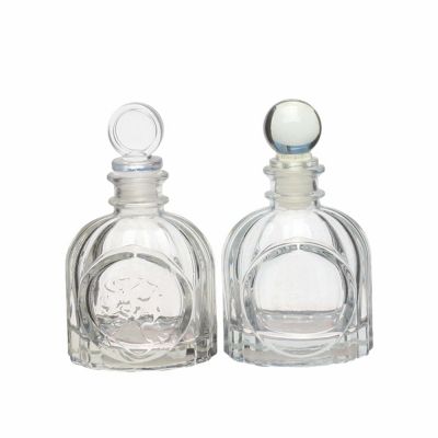 Good quality fancy empty logo clear glass 100 ml reed diffuser bottle with cover lid