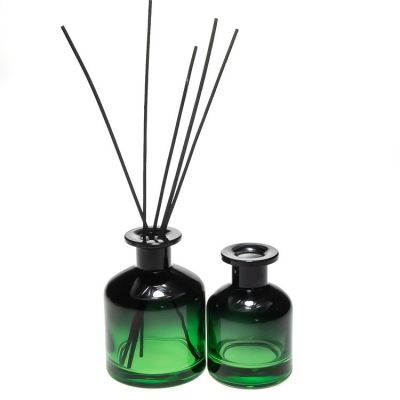 Hot Sale OEM 130ml Green Colored Empty Glass Reed Diffuser Bottle For Home Decoration