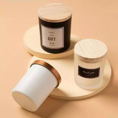 Fancy Christmas Gifts Amber 200ml Small Candle Jar Cups Holder Candle Jars Glass with Lid for Home Decoration