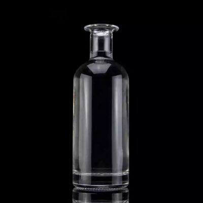 Trending High Grade China factory supply custom Cylinder shaped 700 ml vodka glass bottle with cork