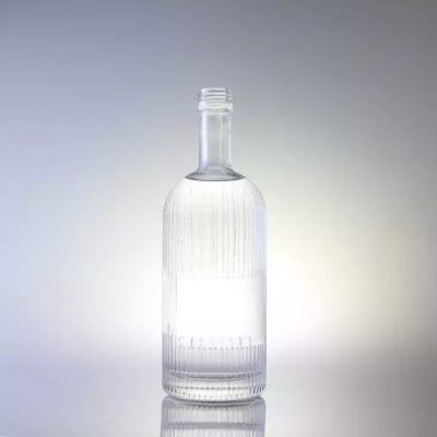 Latest Design Food Grade Spirit Bottle 700ml For Crown