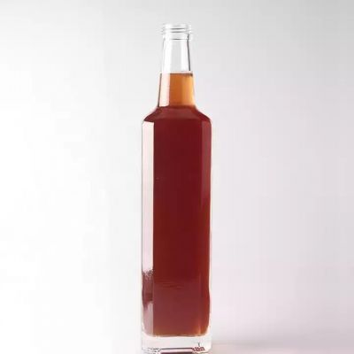 Wholesale Special Shape High Quality Square Whisky Glass Bottles With Screw Top