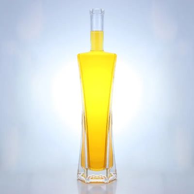 Hot Sale 700Ml Clear Spiral Shape Whiskey Rum Vodka Glass Bottle with Cork Cap