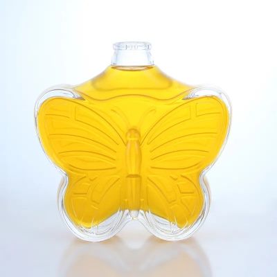 unique design flint 500ml new luxury butterfly glass perfume bottle decanter with cork