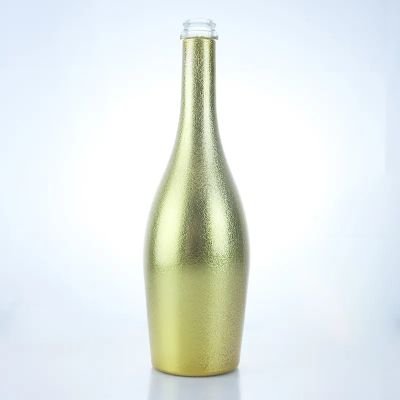 Unique design 750ml gloden rum vodka whiskey bottle liquor glass bottle with cork