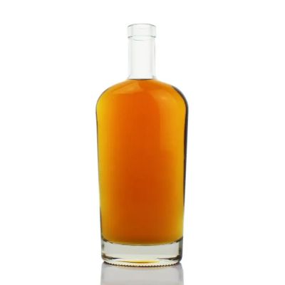 Wholesale High Quality Oval Shape Flask 750 ml 700 ml Philly Glass Liquor Bottle for Rum Whiskey Tequila