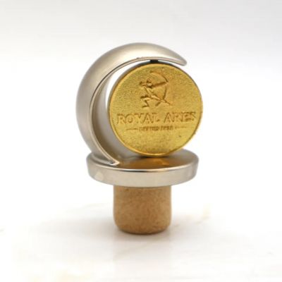 Latest technology round coin shape can turn brandy XO bottle cork bottle wine cap top logo customization
