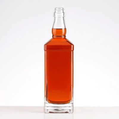 750 Ml Premium Empty Glass Bottles For Vodka Gin Whisky Rum Tequila With Corks Custom Shape Cylinder Boston Round