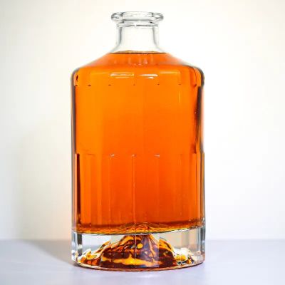 Premium Design 500ml 750ml 1000ml High Borosilicate Glass Bottle For Liquor Whisky Gin Vodka Rum Tequila
