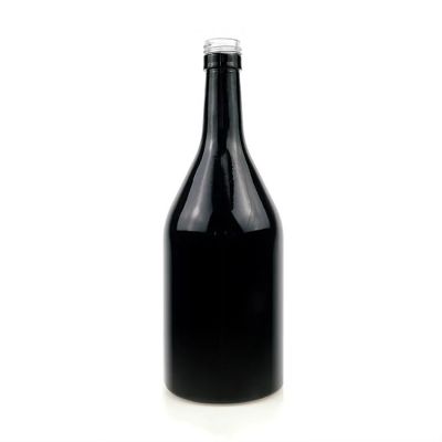 New Fancy Wholesale Exquisite design Round Vodka Liquor Glass Bottle 750 ml Clear Glass Bottle with cork