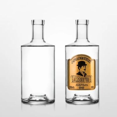 New Fancy 500ml Wholesale design Vodka Liquor Glass Bottle 700ml Clear Glass Bottle with cork
