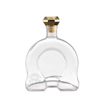 Wholesale 500ml 700ml clear round liquor whisky Wine Empty Glass Wine Bottles With Cork