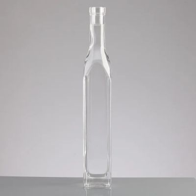 Odm Supplier Customized Square 500Ml Vodka Tequila Glass Bottle With Cork Stopper