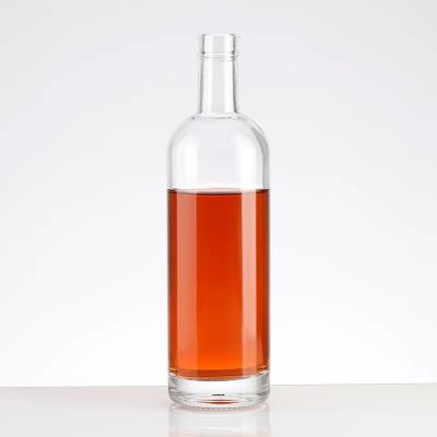 Wholesale High Quality 500ml 700ml Glass Bottle Empty Transparent Brandy Bottle With Cork