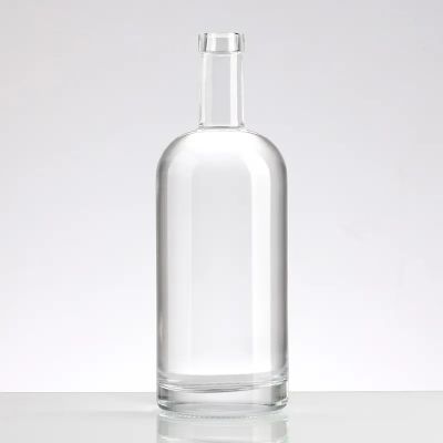 Wholesale Good Quality Custom Round Clear Glass 680g 750ML Vodka Bottles