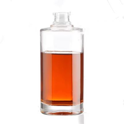 OEM factory Clear Customized Glass Liquor Bottle 700ml 750ml Nordic Gin Whiskey Vodka Liquor Spirit Bottle