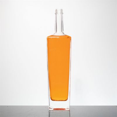 New Product Wholesale Empty Glass Bottles 750ml Custom liquor bottle for Whiskey Tequila Rum Gin Vodka
