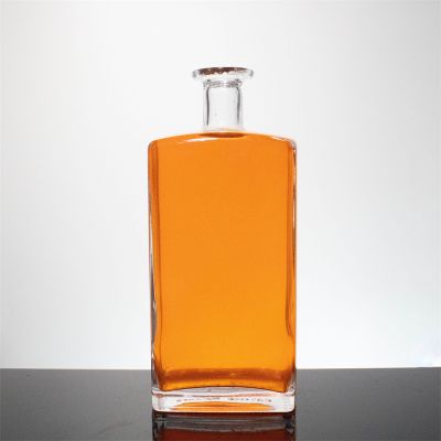 Square Flask China Colored Glass Bottle Factory 700ml Glass Bottle Tequila Bottle 750ml