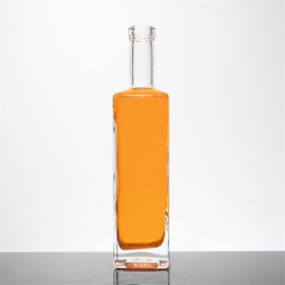 Factory Manufactured Different Sizes Custom Empty Packing Glass Vodka Bottle