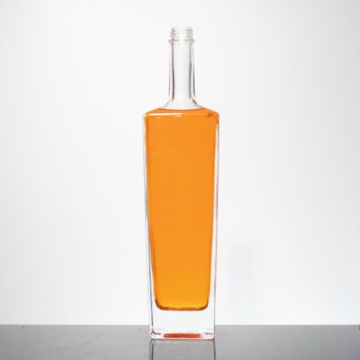 Wholesale 500 ml 700ml 750 ml whisky vodka wine bar top round bottom shaped glass bottles