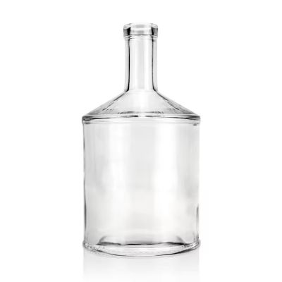 Custom classical shape 700 ml super flint glass liquor bottle for whisky spirit glass bottles with stopper