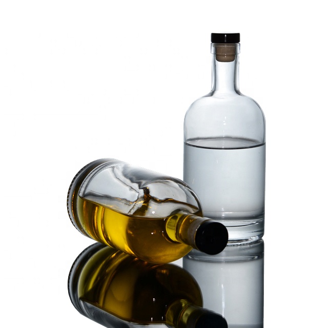 hot selling 500ML vodka crystal white glass bottle