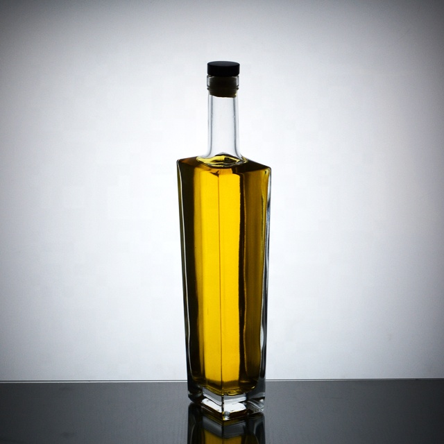Download Liquor flat square bottle for gin empty glass liquor bottle 700ml, High Quality liquor square ...