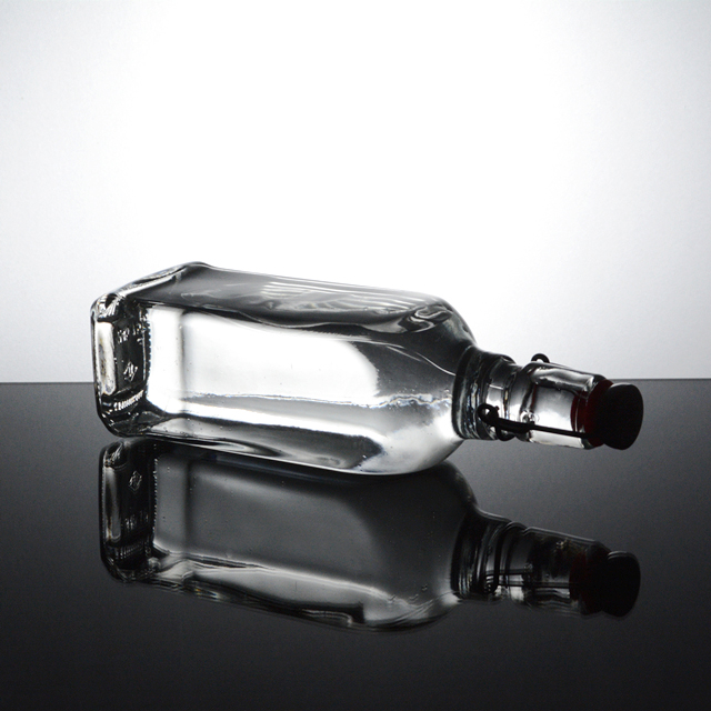 500ml square clear glass bottle for oil vinegar liquor, High Quality