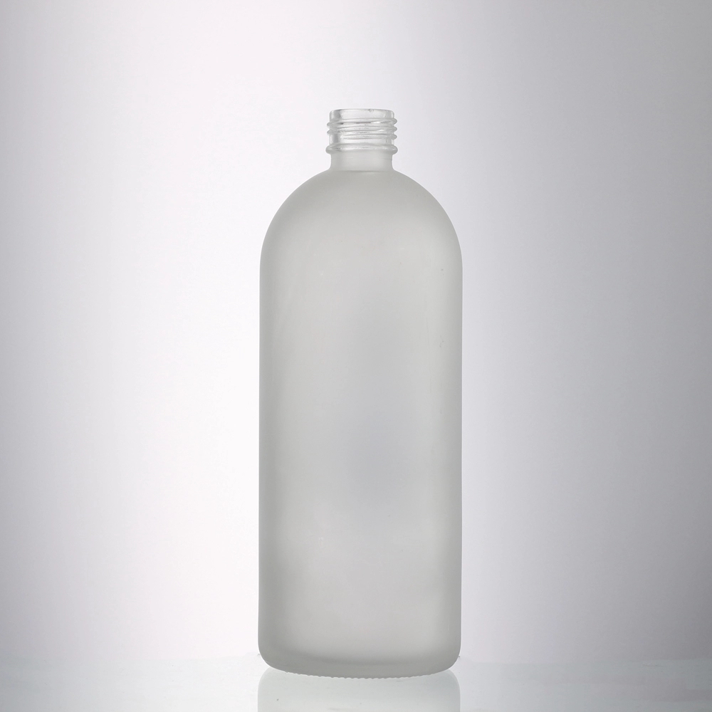 Best price top quality 500 ml 700 ml spray frost glass boston bottles with cover