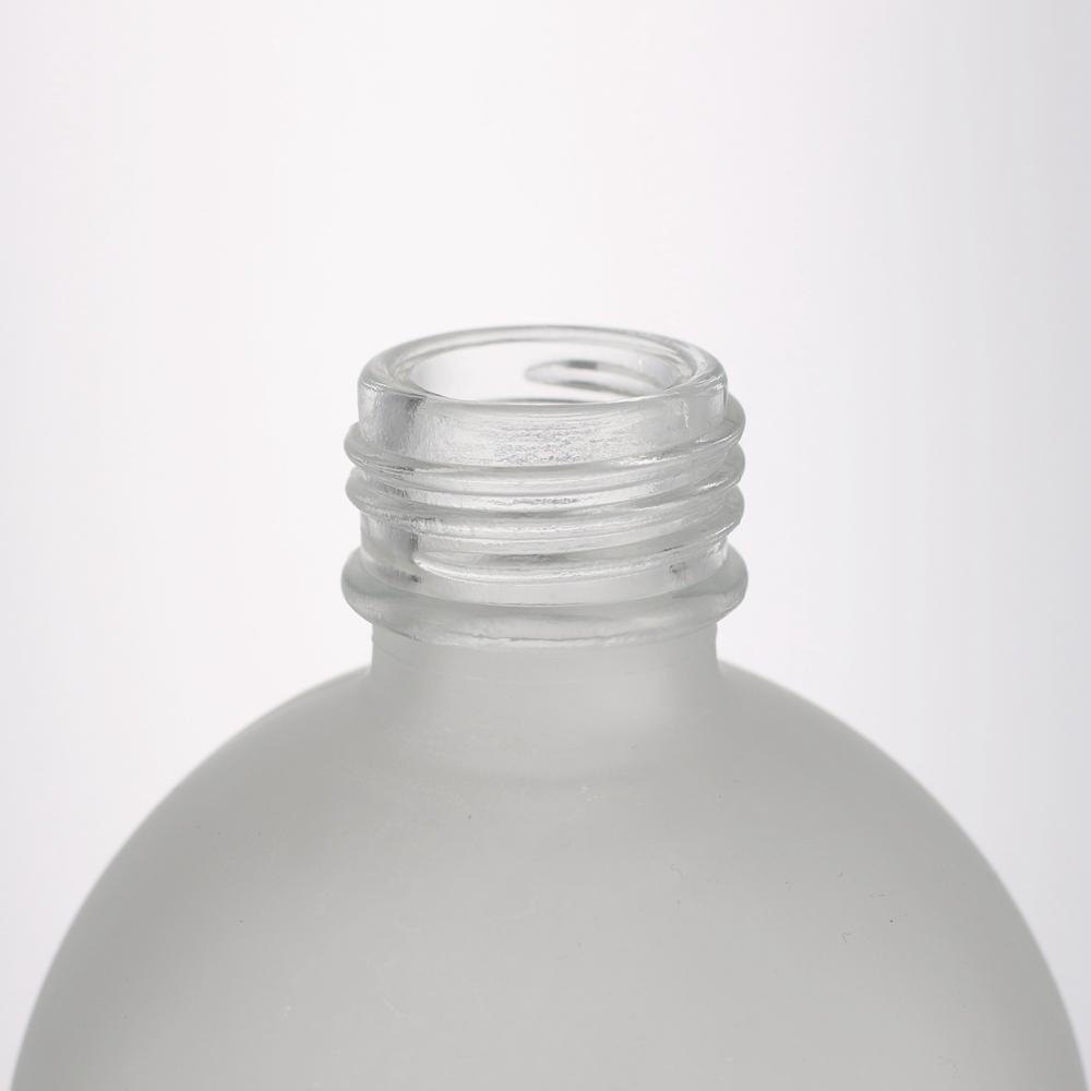 High quality low price small 250 ml frost glass boston bottles with screw 