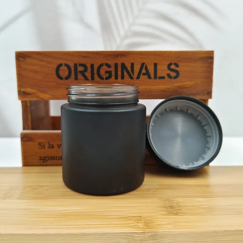 120ML Custom matte black Round Glass Jar with child resistant lid