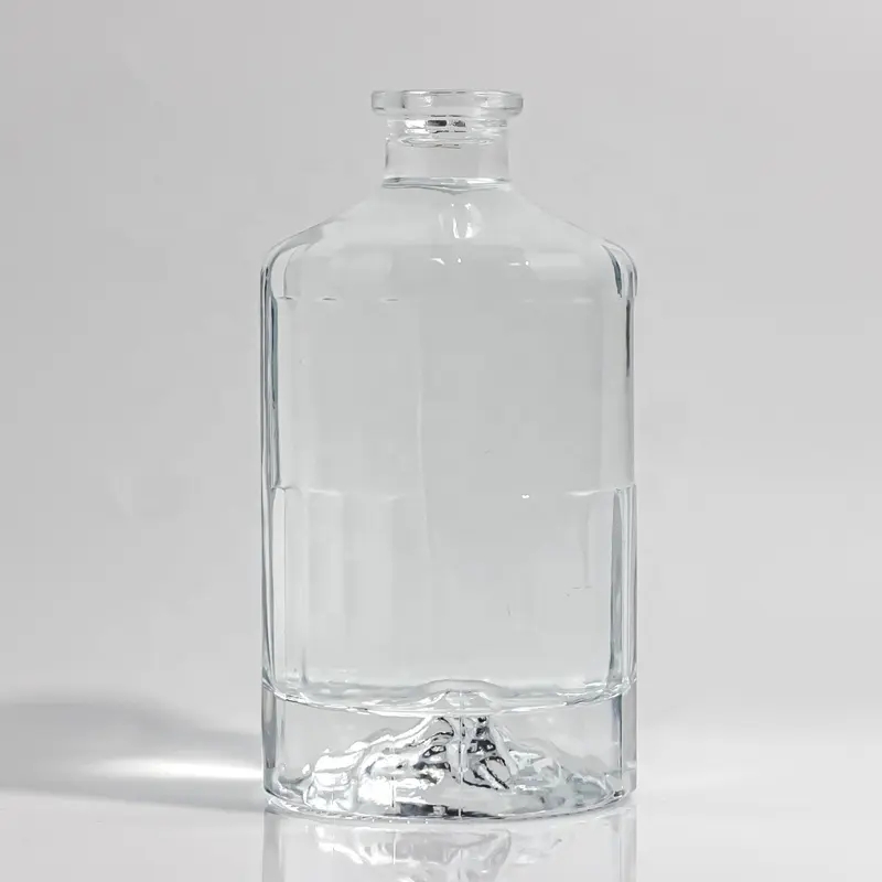 Chinese Supplier Glass Containers Spirit Liquor Vodka Gin Whiskey