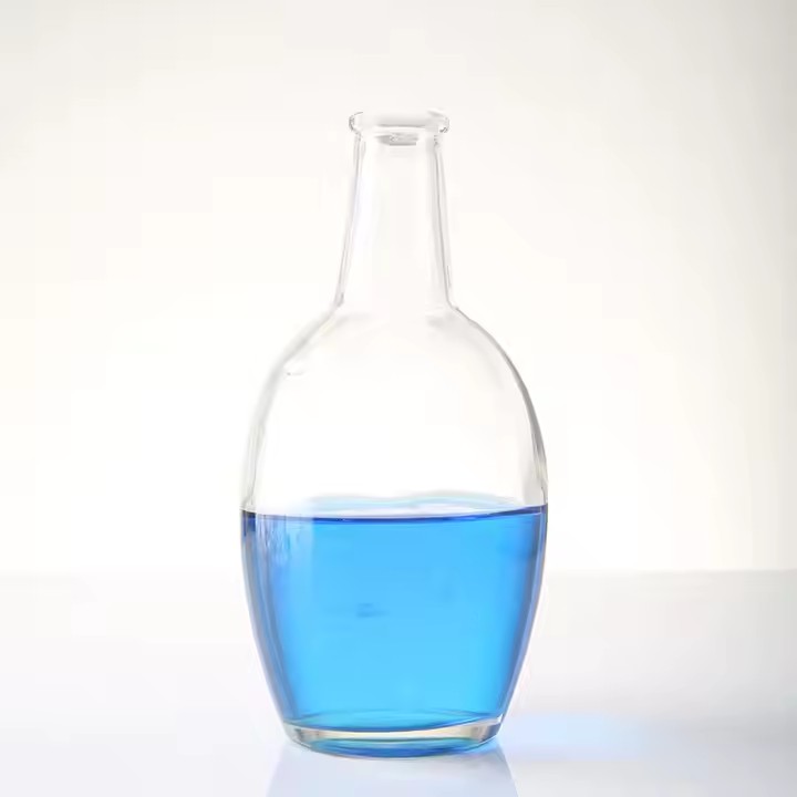 Chinese Wholesale Empty 500ml 700ml Decanter Round Shape Tequila Vodka Whisky Brandy Glass Wine Bottle With Cork