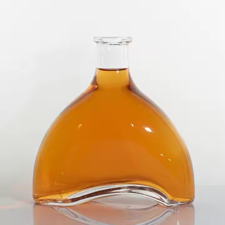 700ml Spirit Glass Bottle Vodka Rum Brandy Gin Liquor Glas Bottle Factory Custom 375ml 500ml 1000ml Luxury Glass