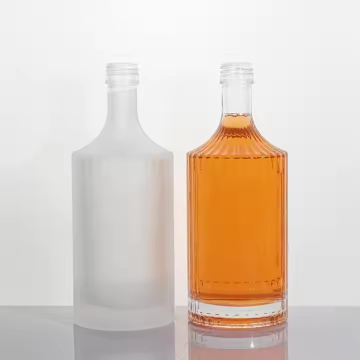 2024 New Design High Quality Stripe Glass Bottles 100ml 200ml 300ml 500ml 700ml 750ml 1000ml Beverage Vodka Gin Bottle