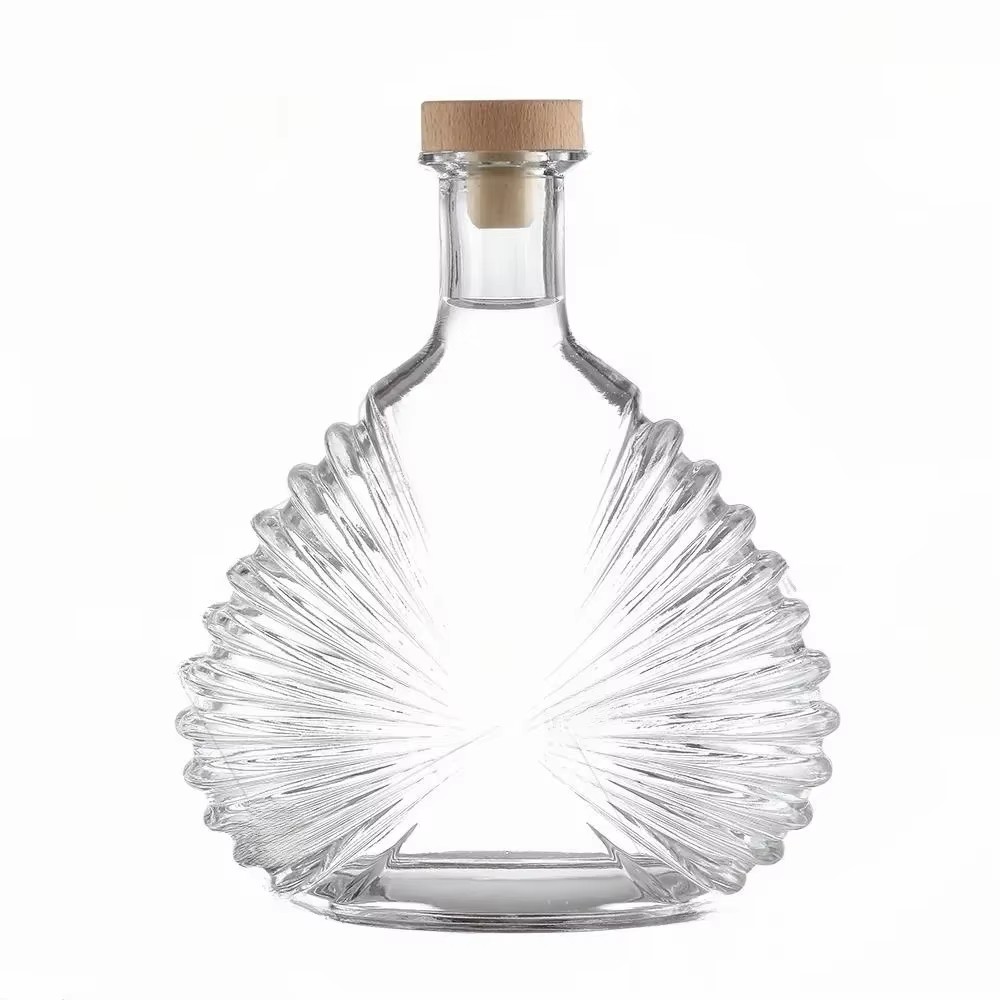 Hot Selling High-End 750ml Customizable Transparent Glass Wine Decanter with Stopper