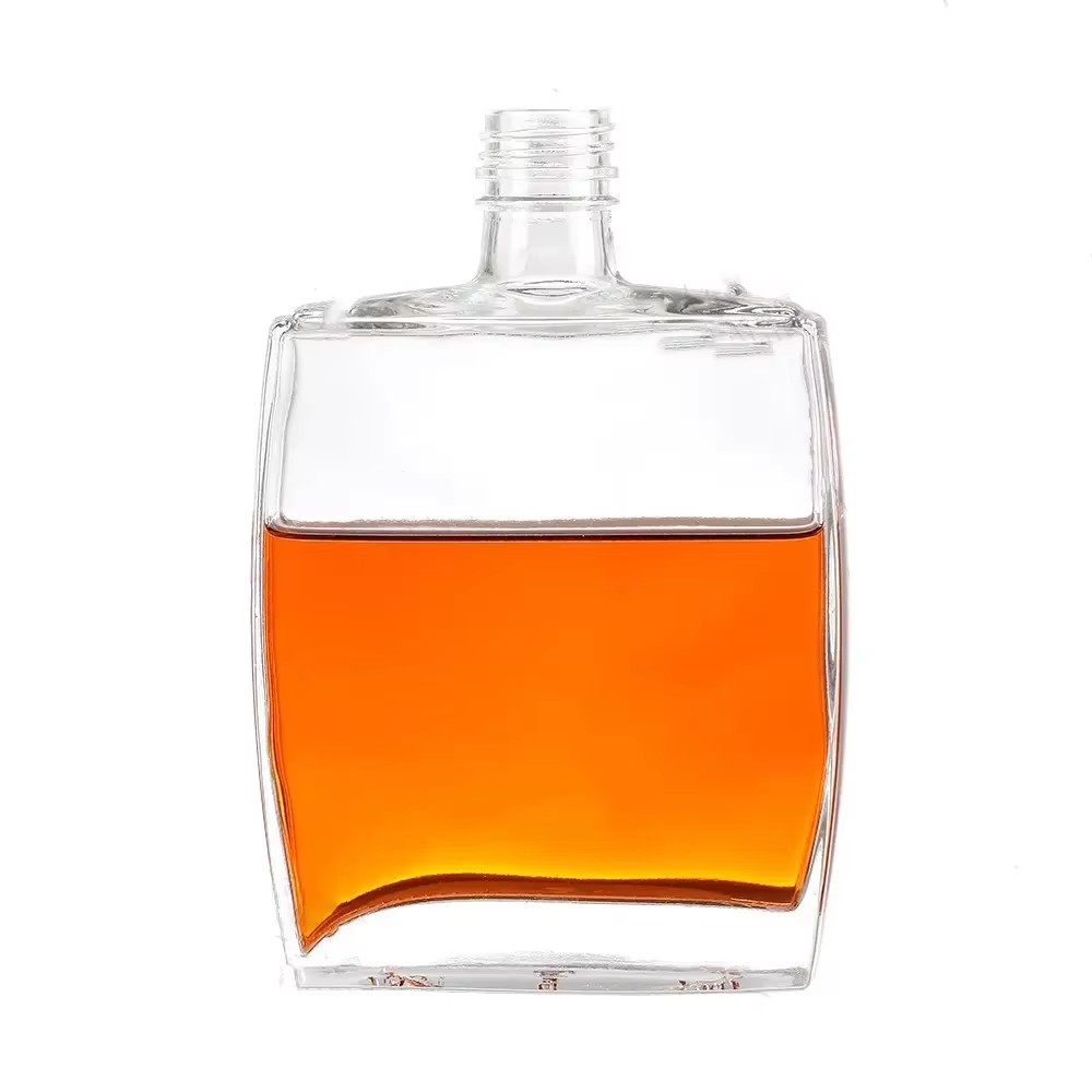 Factory Price Wholesale Custom Flint Clear Round Classical Empty Brandy Gin Rum Vodka Glass Bottles for Alcoholic Beverages