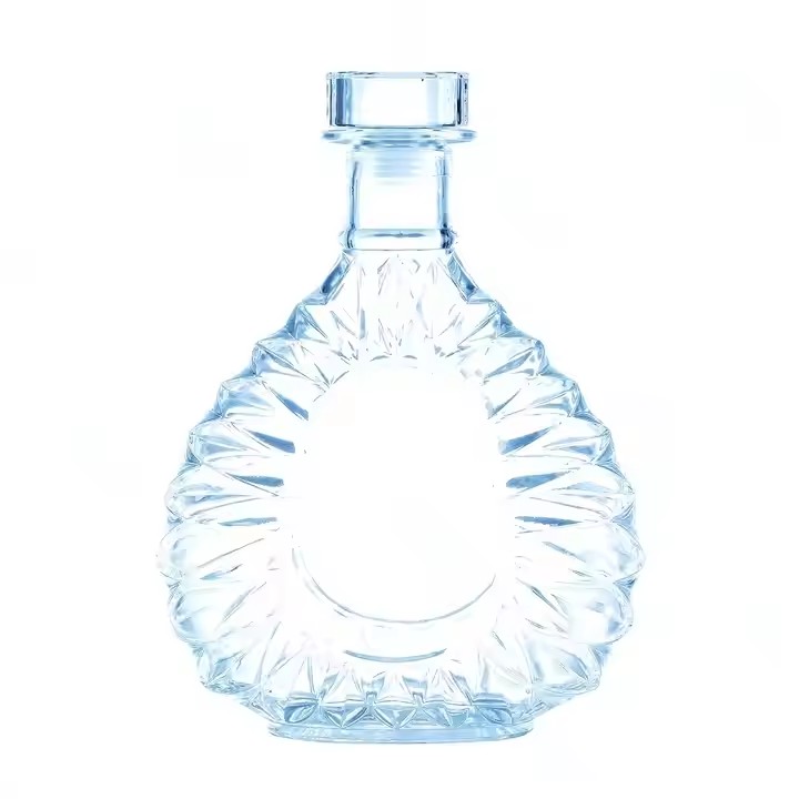 Custom Logo OEM ODM Empty Glass Liquor Bottle Free Sample 500ml 750ml Spirits Glass Bottle for Vodka Gin Whiskey