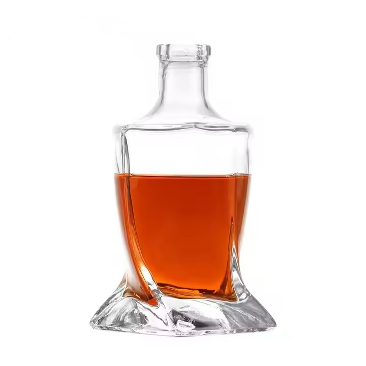 China Factory Customized Design Empty Clear OEM Glass Whisky Bottle Super Flint Glass Bottle