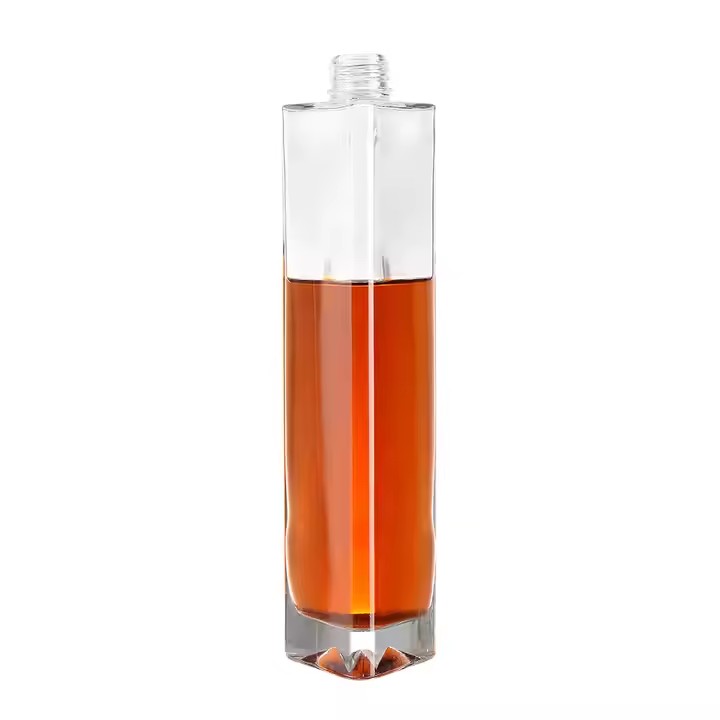Customized 500ml Fancy Triangle Water Gin Tequila, Whiskey, Vodka, Fruit Wine Drink Likore Cocktail Juice Sauce Glass Bottles