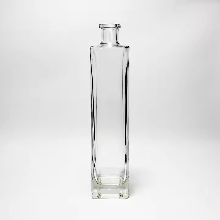 Transparent Empty Created Vodka Whiskey Bottle 500ml Rectangle Food Grade Rum Gin Tequila Liquor Alcohol Glass Bottle with Cork