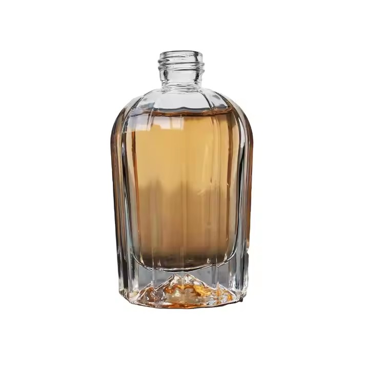 Hot Sale Wholesale 500ml Glass Bottle for Whisky Liuor Vodka Gin with Cork