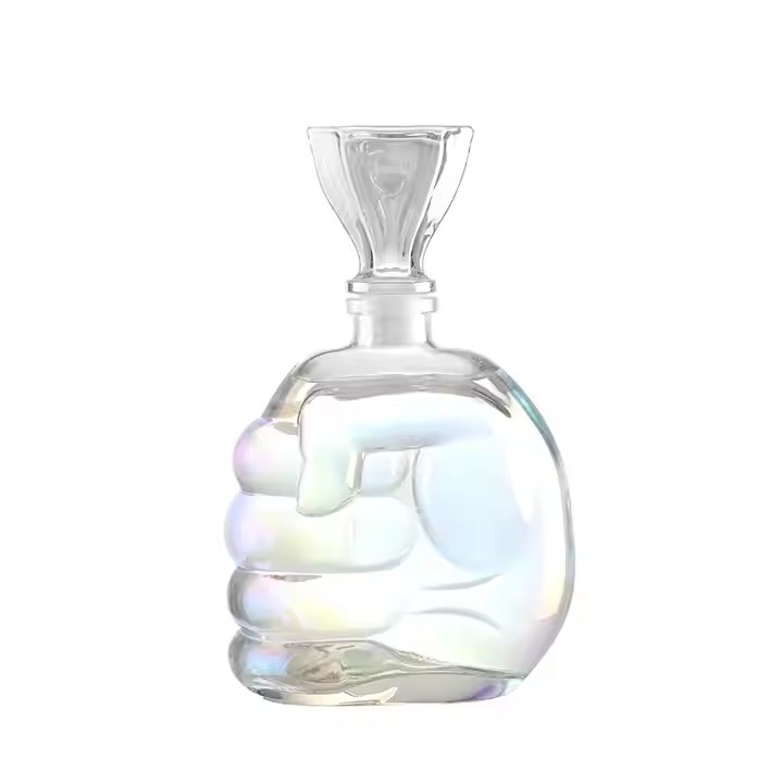 Manufacturer Custom Empty Crystal Glass Wine Bottles 500ml 750 ml Hand Shape Brandy XO Clear Tequila Whiskey Glass Bottle