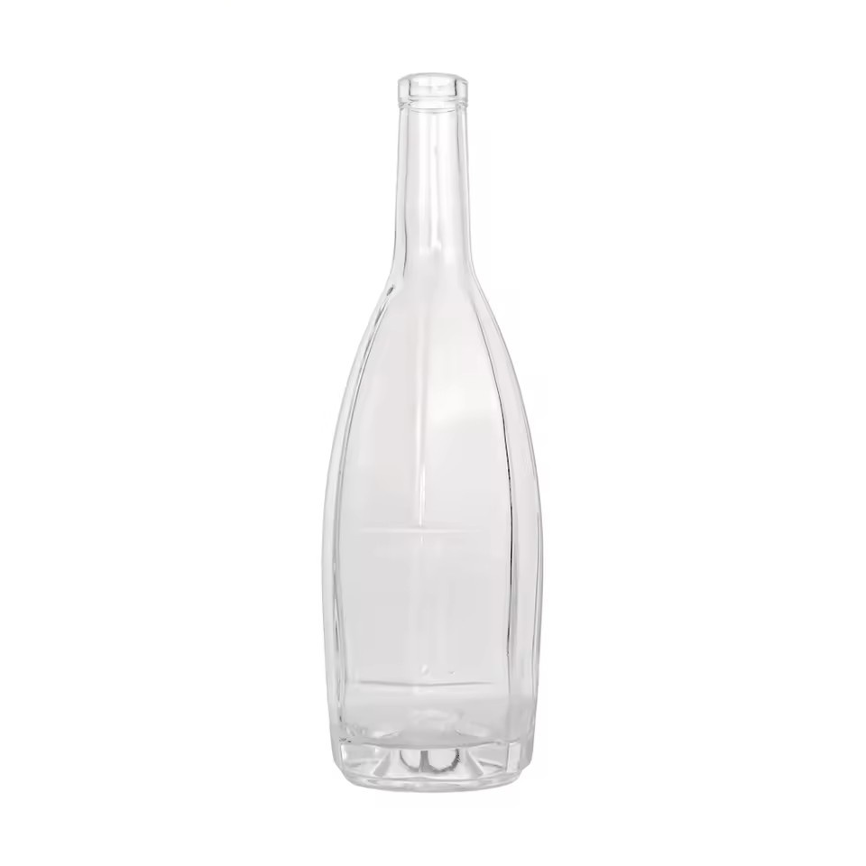 Nordic Hot Selling Transparent Glass Bottle 700ml Suitable for Wine Vodka Gin Empty Alcohol Bottle Customized