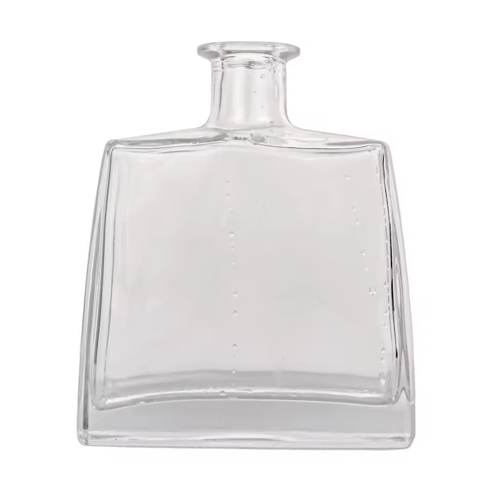 Wholesale 700ml Square Glass Bottles Empty Spirits Bottle for Whiskey Tequila Gin Custom Shape Size by Manufacturer