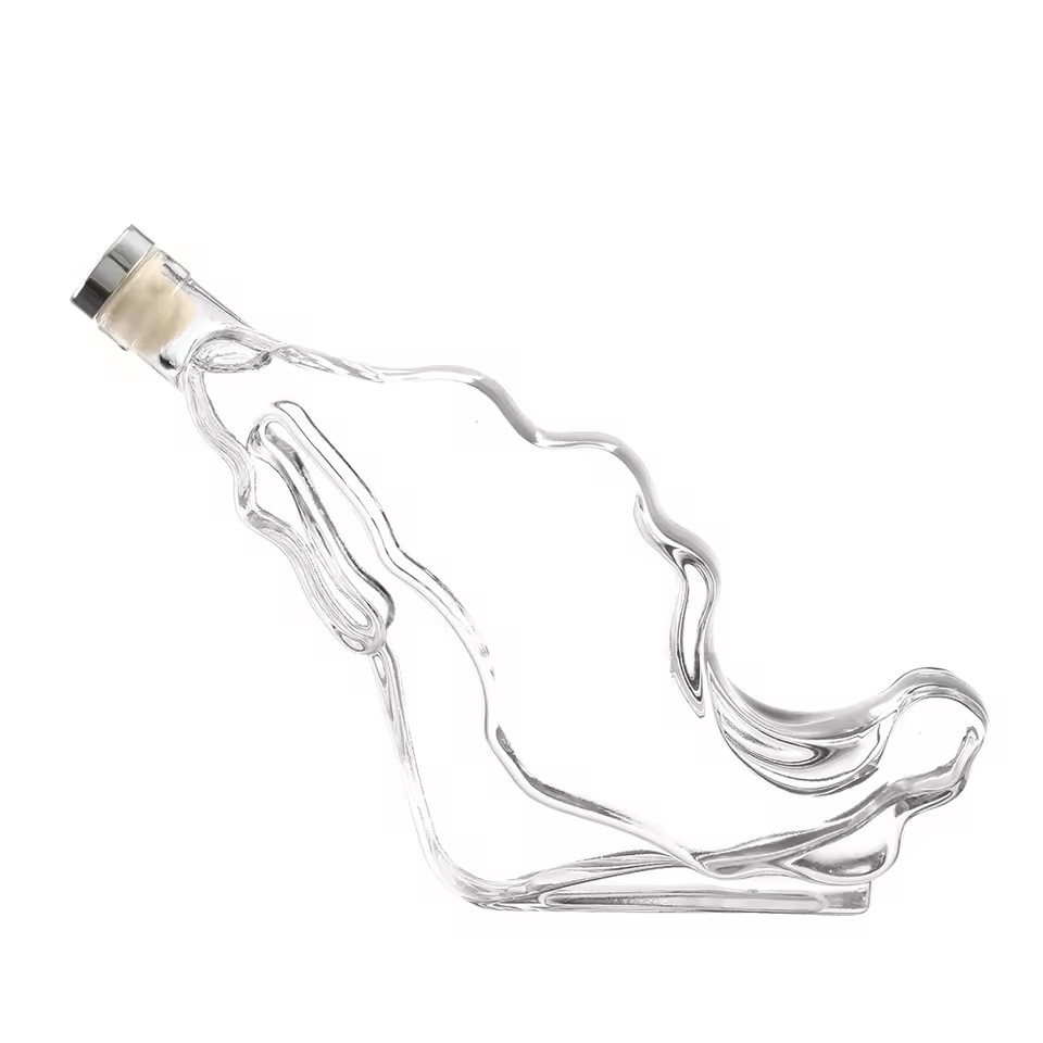 Women's 500ml High Heels Glass Spirit Bottles for Nightclubs Bars Rubber Stoppers for Liquor Vodka Whiskey Brandy Rum Tequila