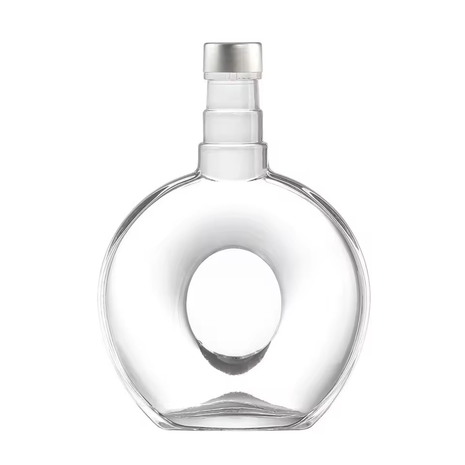 Custom Designed Factory Wholesale Tequila and Brandy Spirit Glass Bottles with Cork Sealing Luxury Wine Bottle with Glass Lid