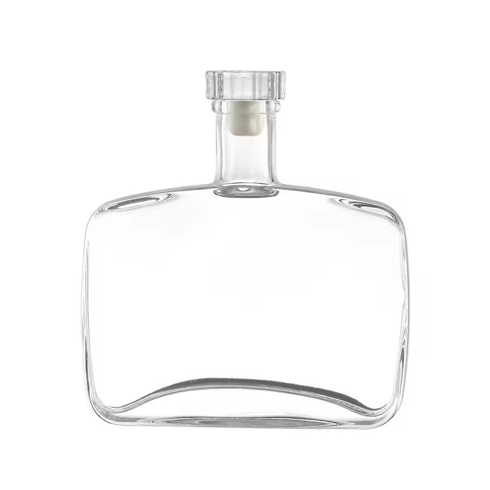 Custom Designed 500ml Square Glass Bottle Empty Cork for Gin Wine Tequila Brandy and Energy Drinks
