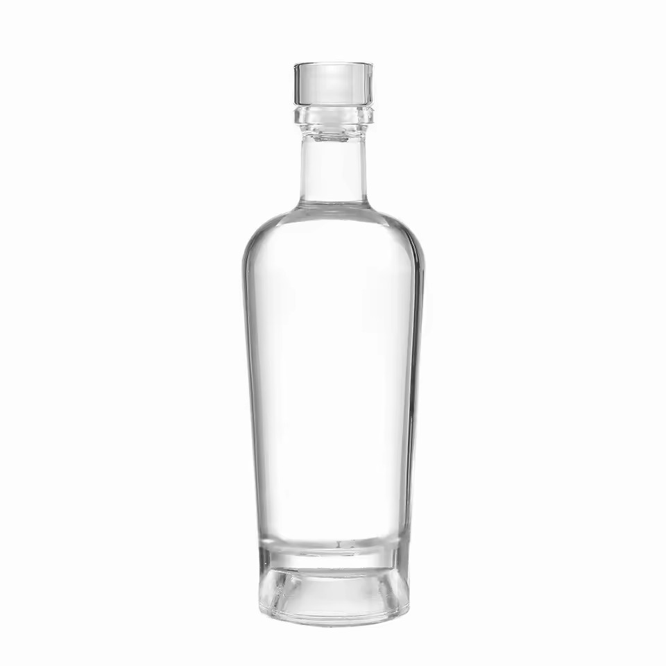 700ml Round Glass Whiskey Bottle for Brandy Liquor Gin Tequila Vodka with Cork