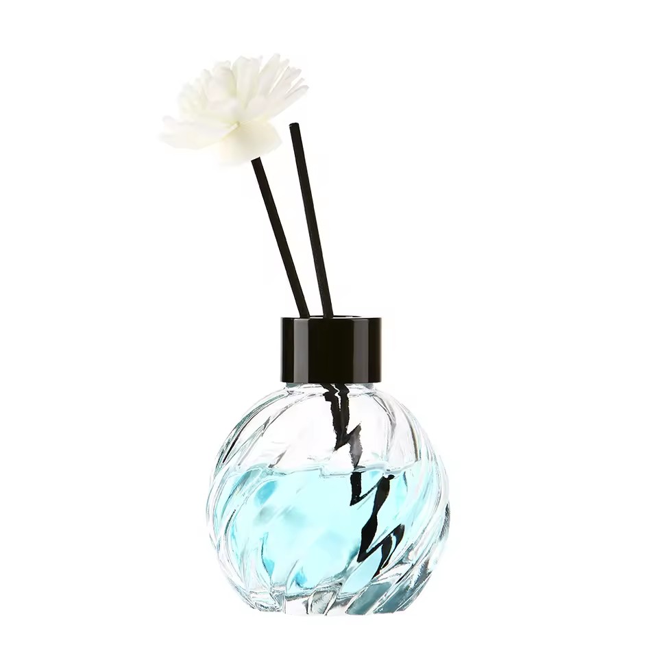 The Ocean Vortex Customized Luxury Perfume 20ml 30ml 50ml 100ml Glass Reed Diffuser Bottle for Hotel Resort Home Decor